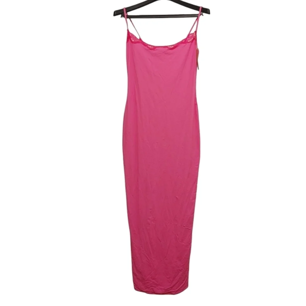 SKIMS Fits Everybody Lace Long Slip Dress - Picture 4 of 16